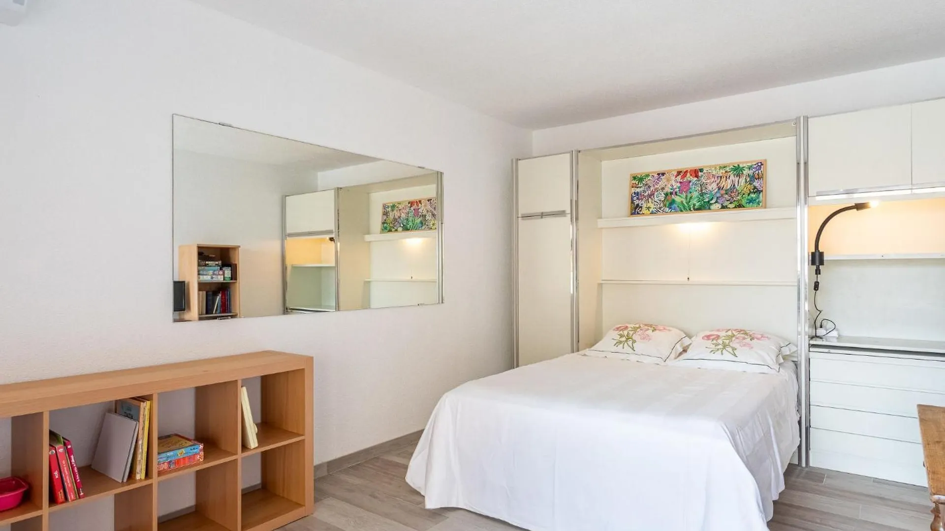 Apartment Port De La Gavine I-3 By Interhome Hyères